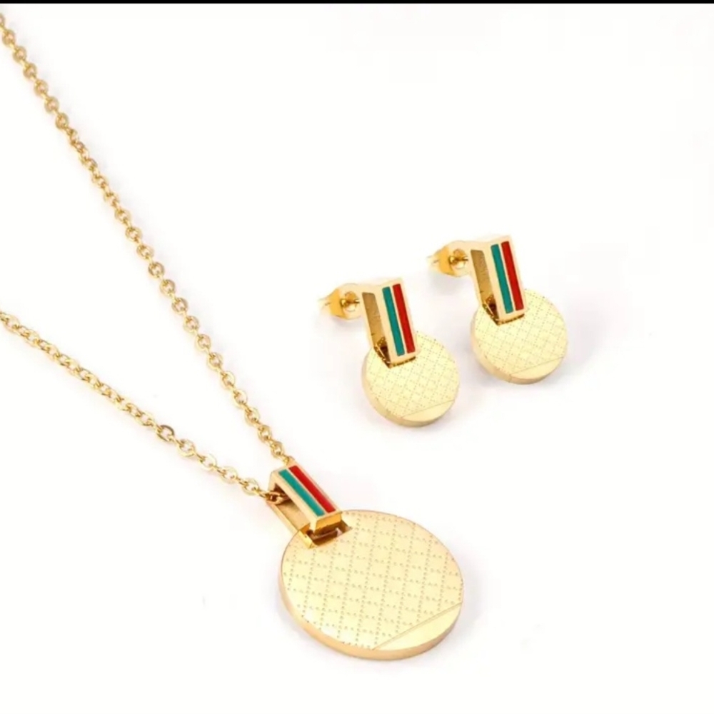Chic Gold Necklace and Earring Set with Red and Green Accents 925 Stamp - Picture 6 of 7
